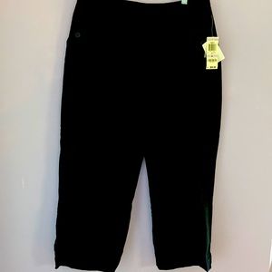 Brand new Charter Club Katherine fit crop length pants.  Size 6